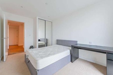 Terry Spinks Place, Canning Town, E16 - Photo 3