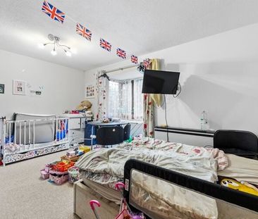 Studio Flat, Gilpin Close, CR4 - Photo 3