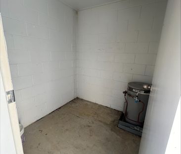 2 BEDROOM STUNNER IN NORTH WARD! - Photo 6