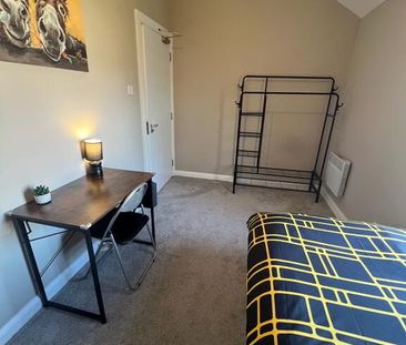 University Street, Room 7, Rooms 2, 3 & 5. All Bills Included, Belf... - Photo 4