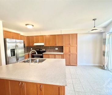 For Lease - 102 Brady Avenue, Kanata, Ontario - Photo 6