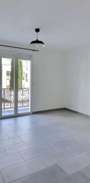 À louer ? Joli T2 proche centre-ville de Figeac - Photo 1