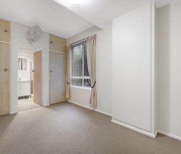 2/32 Burdett Street, Hornsby NSW 2077 - Apartment For Rent | Domain - Photo 2