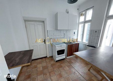 Spatiu Birou de inchiriat | 3 camere | Tineretului - Carol | Curte - Fotografie 2