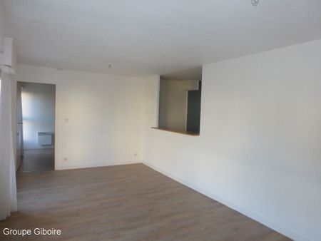 Appartement T2 à louer - 51 m² - Photo 3