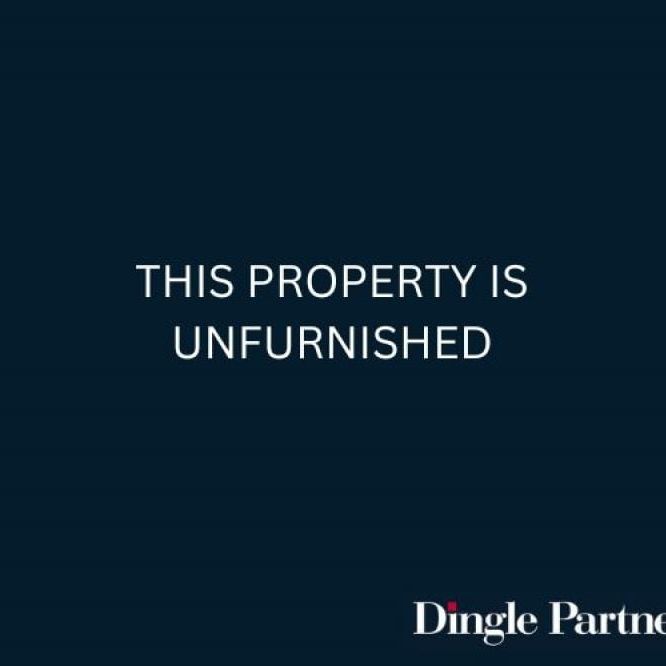 Unfurnished 2-Bedroom Apartment with Car Parking Available in Docklands - Photo 1
