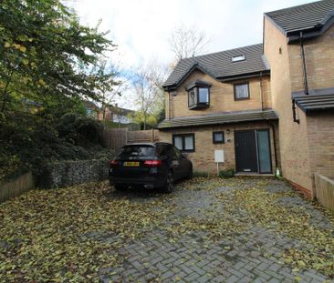 3 bedroom terraced house to rent - Photo 3