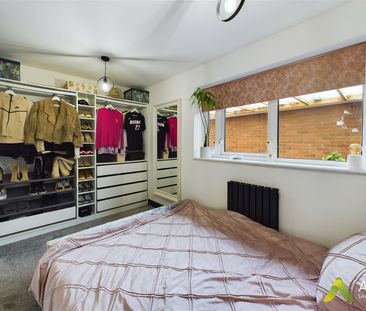Jordan Avenue, Stretton, Burton-On-Trent - Photo 5