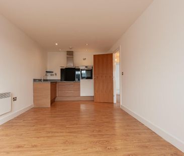 2 bedroom apartment to rent - Photo 4