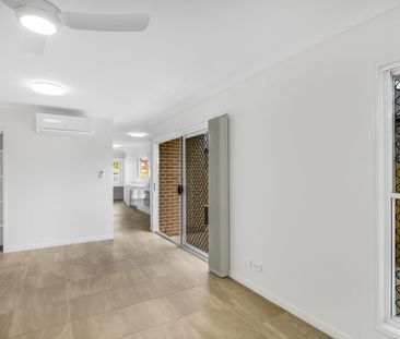 Modern Low-Maintenance Living in a Convenient Morayfield Location - Photo 1