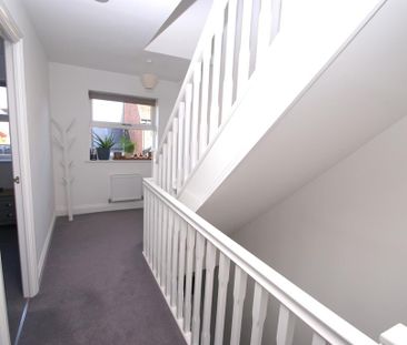 3 bedroom terraced house to rent - Photo 6
