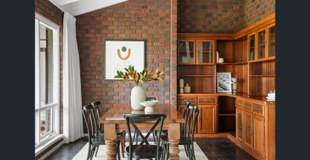 5-Bedroom Family Home in the Heart of Adelaide Hills - 6 month lease - Photo 2