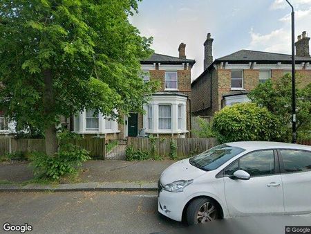 2 Bed Flat, London, SE23 - Photo 2
