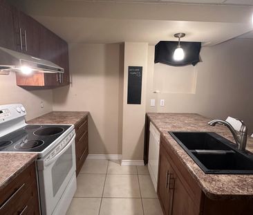 For Lease - 7285 Aspen Avenue, Mississauga, Ontario - Photo 2