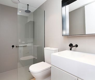 620/33 Blackwood Street, North Melbourne - Photo 4