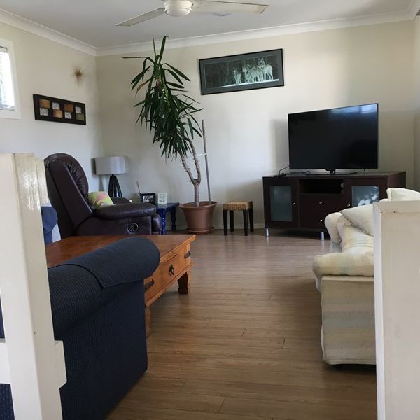 4-bedroom shared studio/granny flat, Coolangatta Road - Photo 1