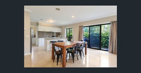 STYLISH 3-BEDROOM HOME - Photo 2