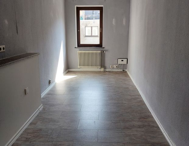 Apartment mit 4 Zimmer- für Wohngruppen / Montagewohnung anzumieten!! - Photo 1