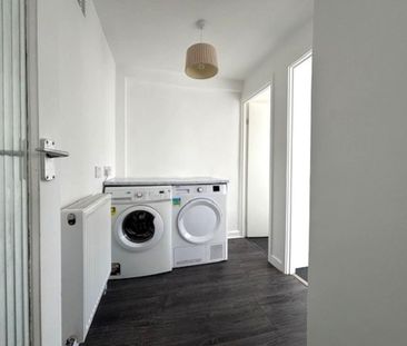 3 bedroom detached house to rent - Photo 6