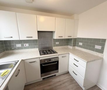 2 bedroom terraced house to rent - Photo 4