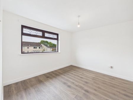 11 Ballycairn Close, Shawsbridge, Belfast, BT8 8HF - Photo 4