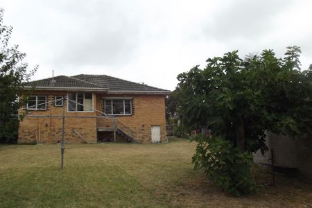 Neat and Tidy 3 Bedroom Family Home - Photo 5