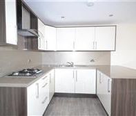 3 bedroom character property to rent - Photo 3