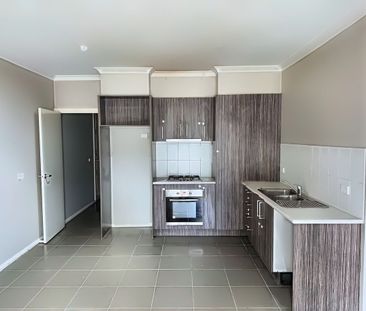 Low-Maintenance 2 Bed with BIRs, 2 Bath with Ensuite and Ducted Hea... - Photo 3