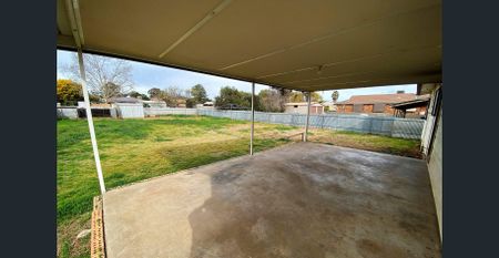 C21 Central West 6862 1265 - Photo 2