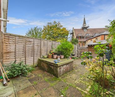 2 bedroom terraced house to rent - Photo 5