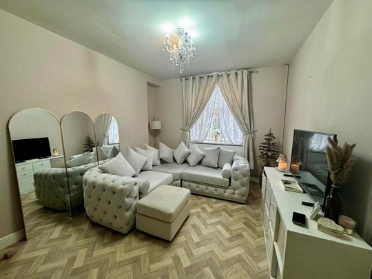 3 bedroom terraced house to rent - Photo 1