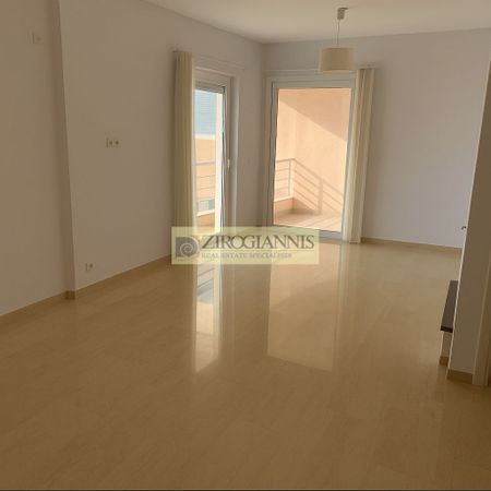 Διαμέρισμα για ενοικίαση Κέντρο (Καλύβια Θορικού) - Φωτογραφία 3