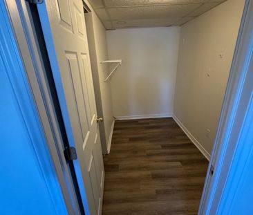 For Lease - 40 Leslie Avenue Unit# Lower, Barrie, Ontario - Photo 2