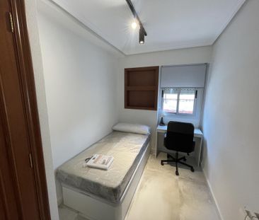 Piso de alquiler en Carrer Músics Pérez Monllor, 1, Centre - Zona Alta - Photo 4