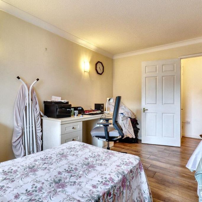 1 bedroom retirement property to rent - Photo 1