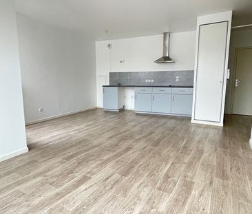 Location Appartement 2 pièces 50m² - Photo 2