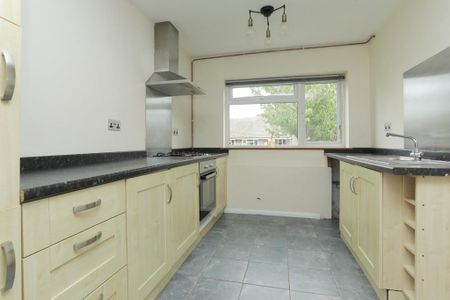 3 bedroom terraced house to rent - Photo 4