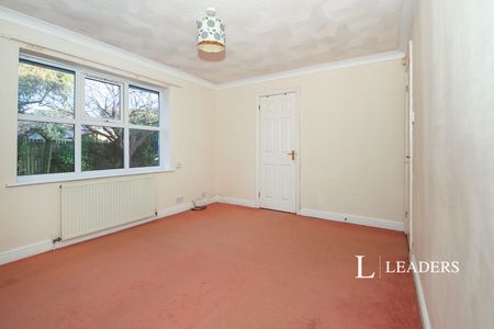 3 bedroom bungalow to rent Shire Avenue, Spalding, PE11 - Photo 5