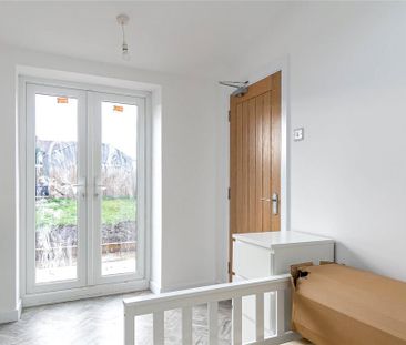 5 bedroom end of terrace house to rent - Photo 6