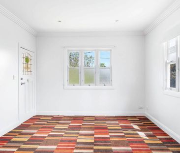 Charming Renovated 3-Bedroom Cottage for Rent! - Photo 1