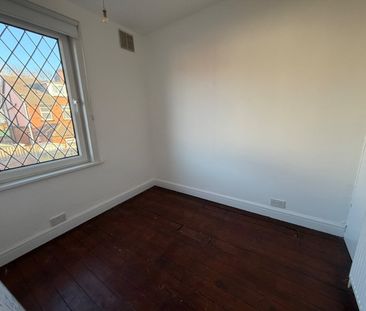 2 Bed Terraced House, Dalton Avenue, LS11 - Photo 4