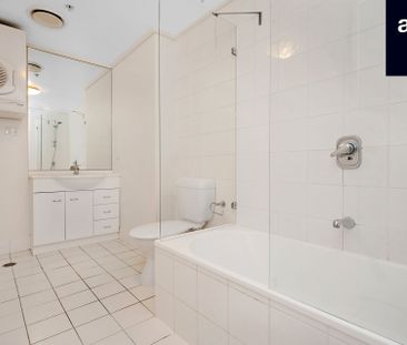 Level 3, Unit 305/668 Bourke Street, - Photo 4