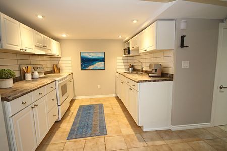 For Lease - 101 Kingsmount Park Road Unit# Lower, Toronto, Ontario - Photo 5