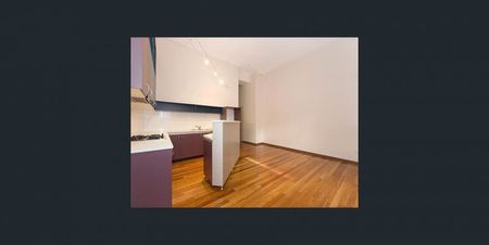 TWO BEDROOMS LUXURY APARTMENT IN THE ICONIC MCWHIRTERS BUILDING - Photo 5