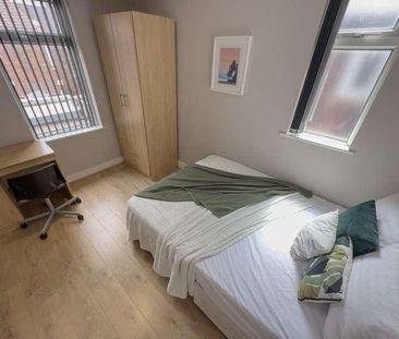 Halsbury Road (spare Room), L6 - Photo 2