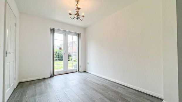 Harmonds Wood Close, Broxbourne - Photo 1