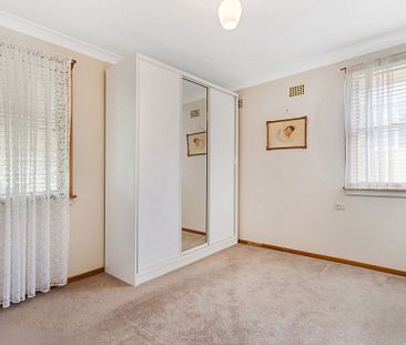 Well Presented Three-Bedroom Home&excl; - Photo 2