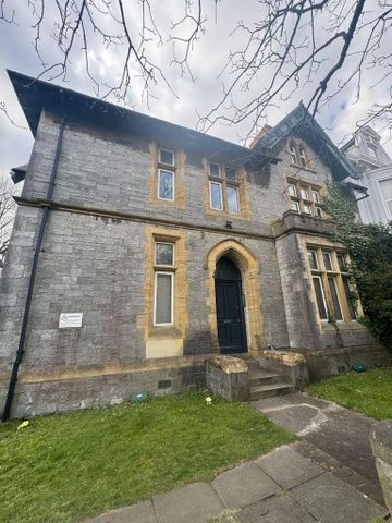 3 bedroom flat to rent - Photo 3