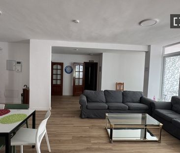 malaga, Andalusia 29006 - Photo 5