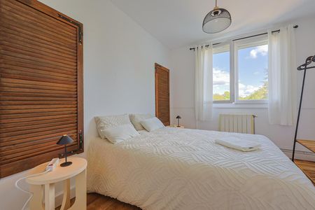 Location / Appartement T4 - Photo 3
